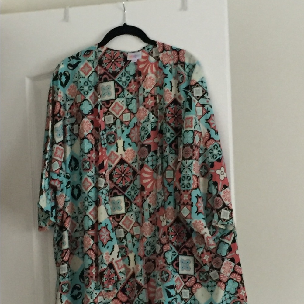 Lularoe Lindsay - excellent condition